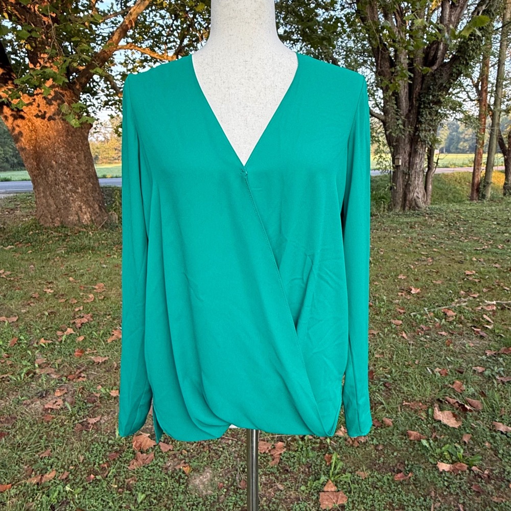 BCBGeneration Women Surplice Long Sleeve Blouse S True Emerald Green Office Chic